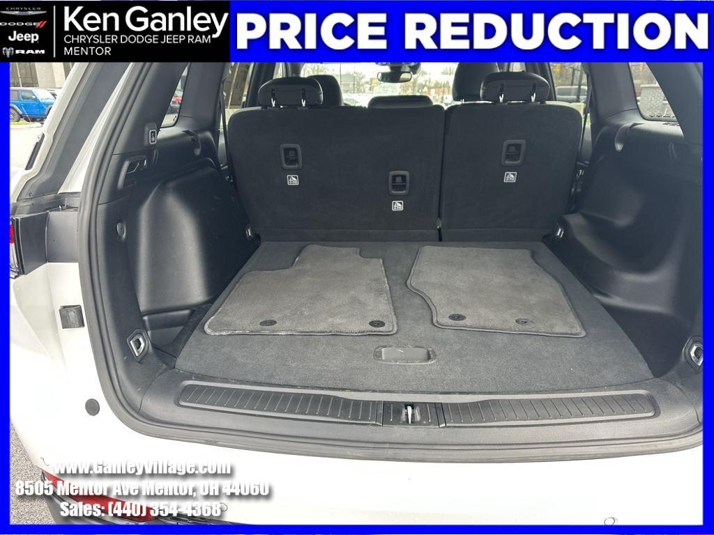 used 2023 Jeep Grand Cherokee car, priced at $32,975