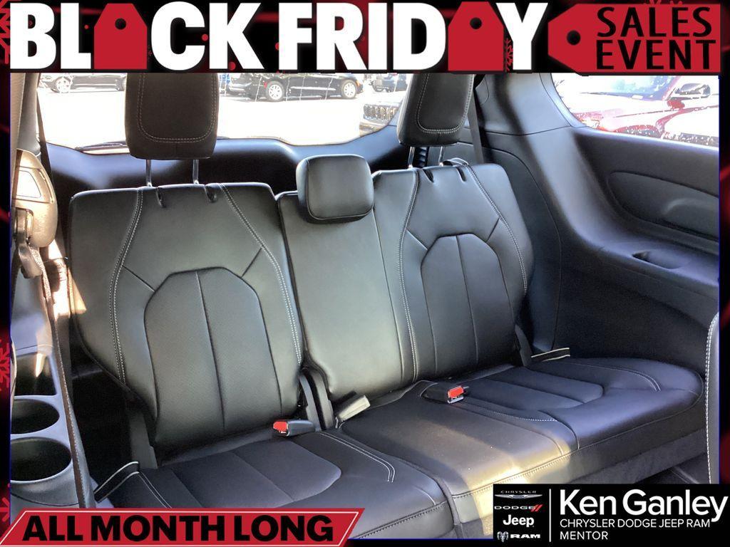 new 2026 Chrysler Pacifica car, priced at $44,667