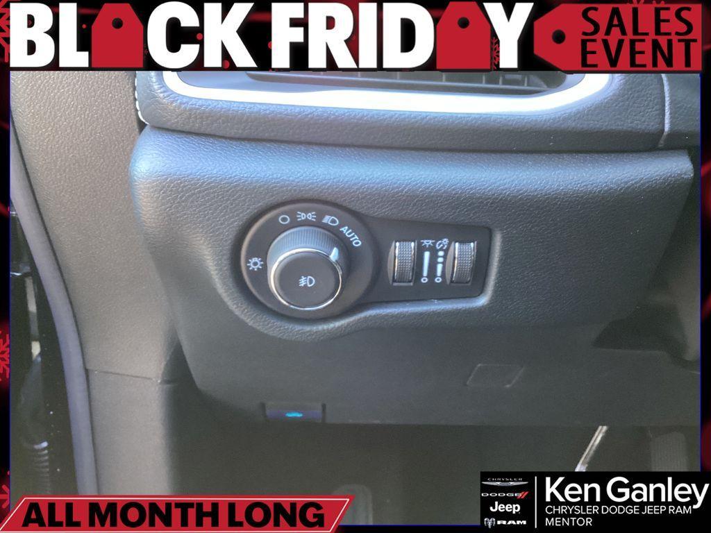 new 2026 Chrysler Pacifica car, priced at $44,667