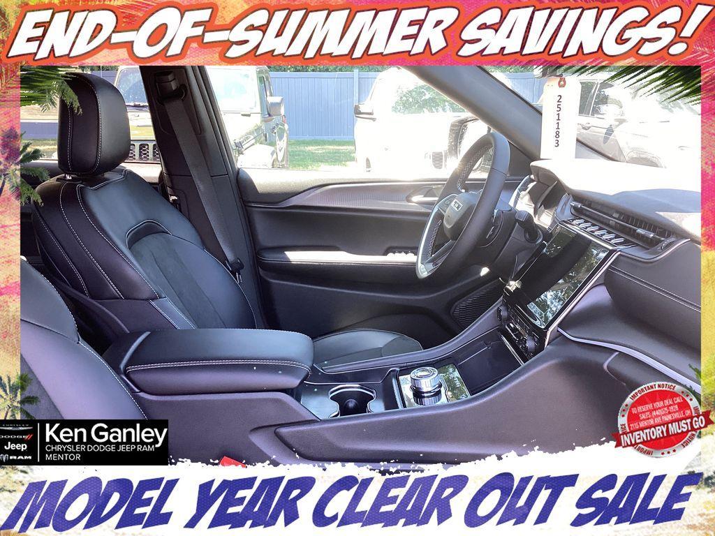 new 2025 Jeep Grand Cherokee L car, priced at $42,152