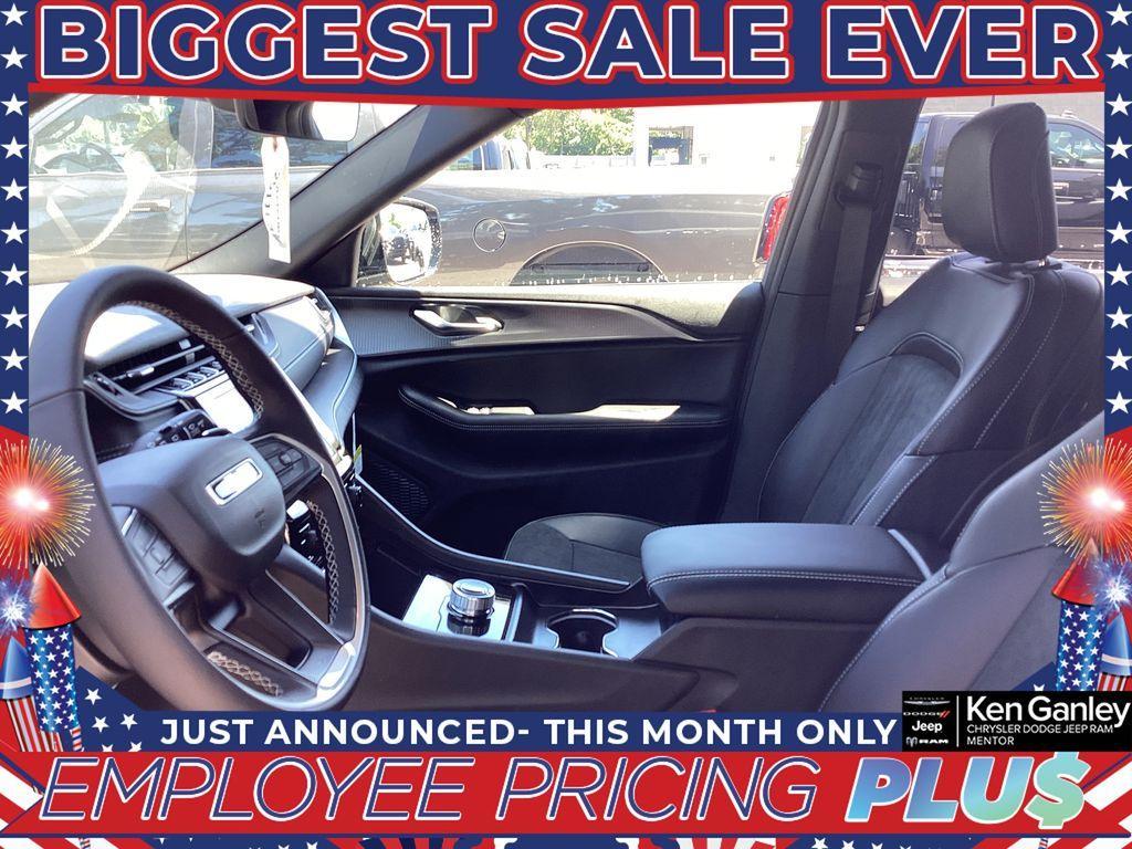 new 2025 Jeep Grand Cherokee L car, priced at $43,452