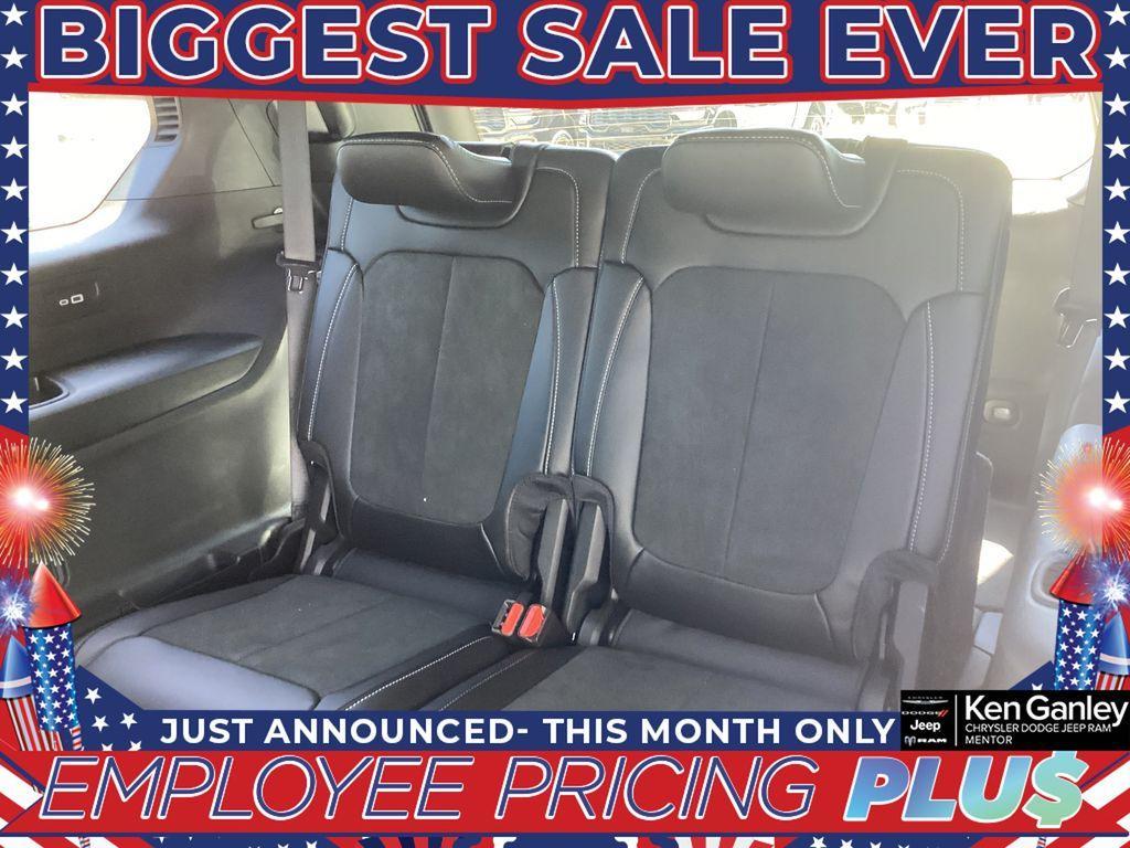 new 2025 Jeep Grand Cherokee L car, priced at $43,452
