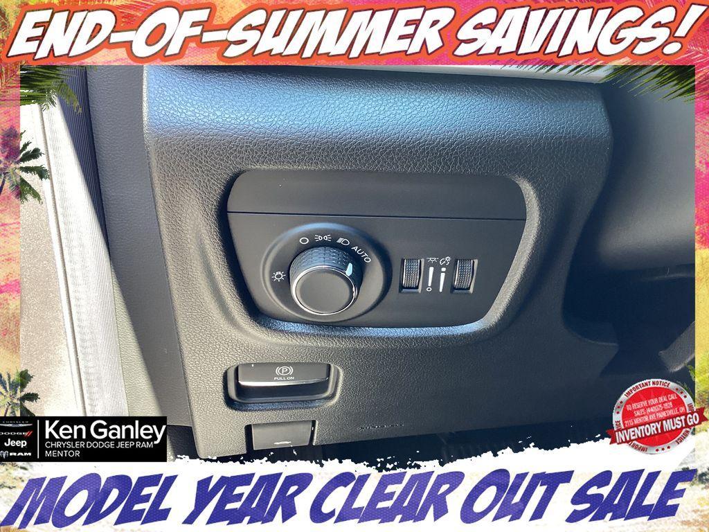 new 2025 Jeep Grand Cherokee L car, priced at $42,152