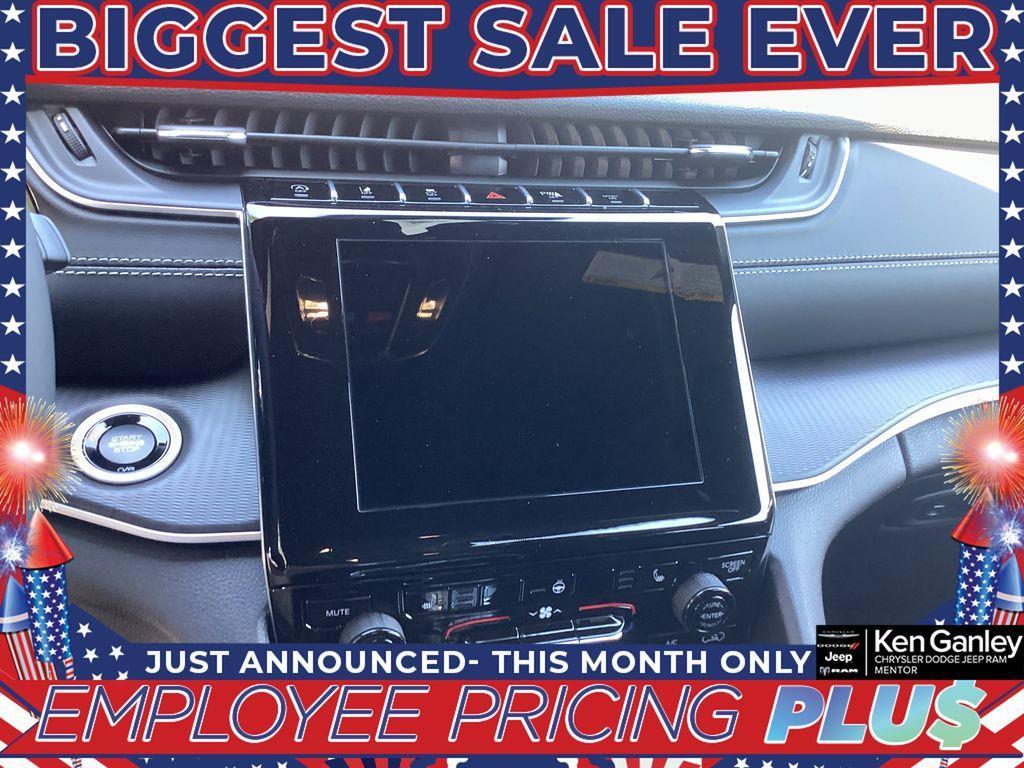 new 2025 Jeep Grand Cherokee L car, priced at $43,452