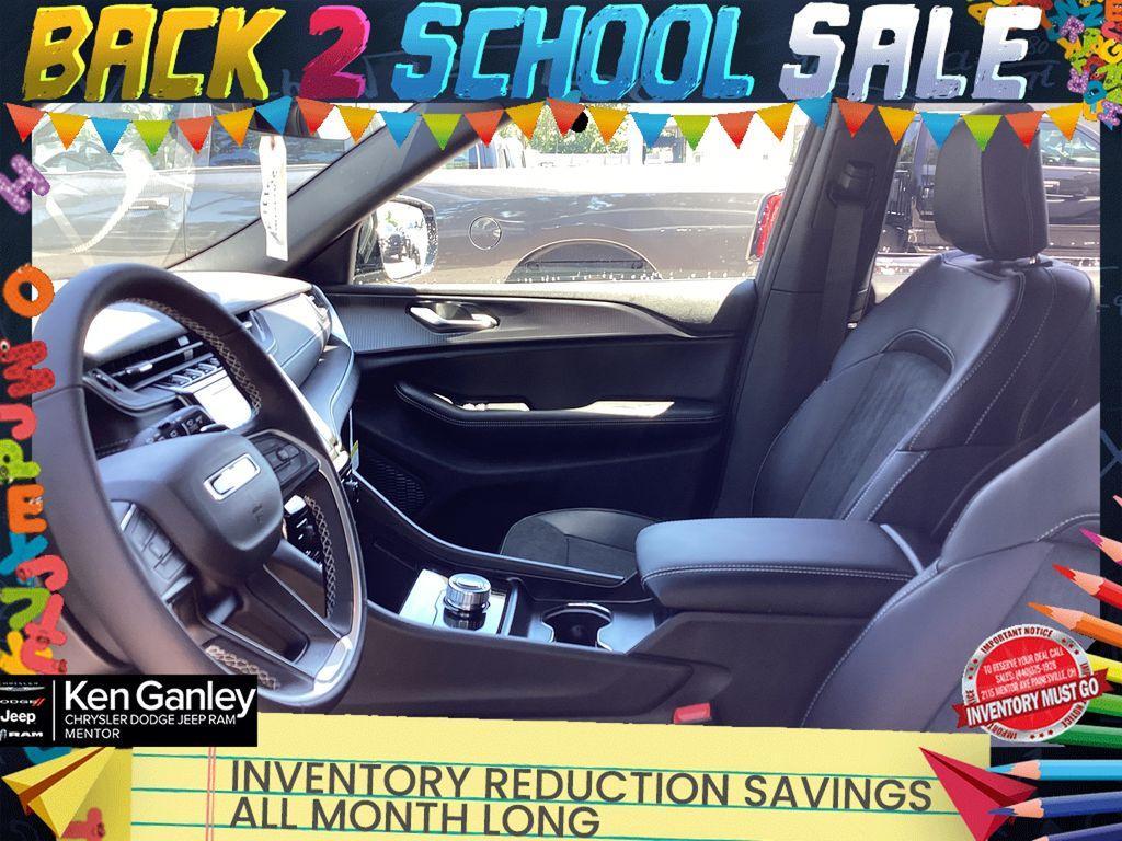 new 2025 Jeep Grand Cherokee L car, priced at $43,352