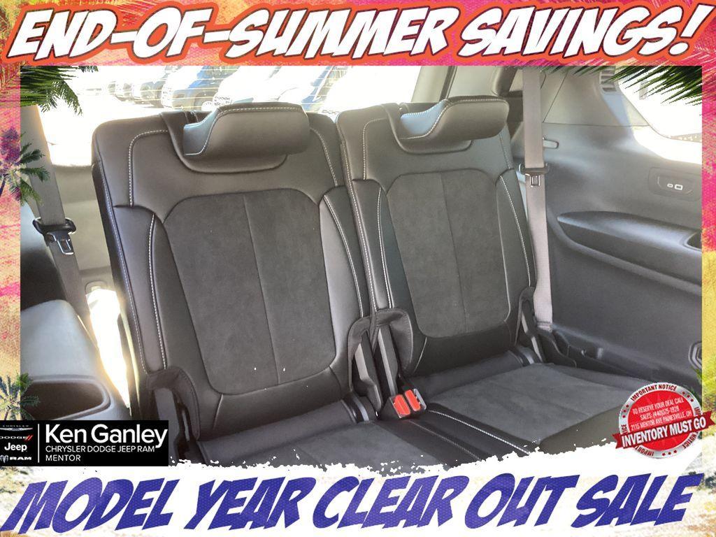 new 2025 Jeep Grand Cherokee L car, priced at $42,152