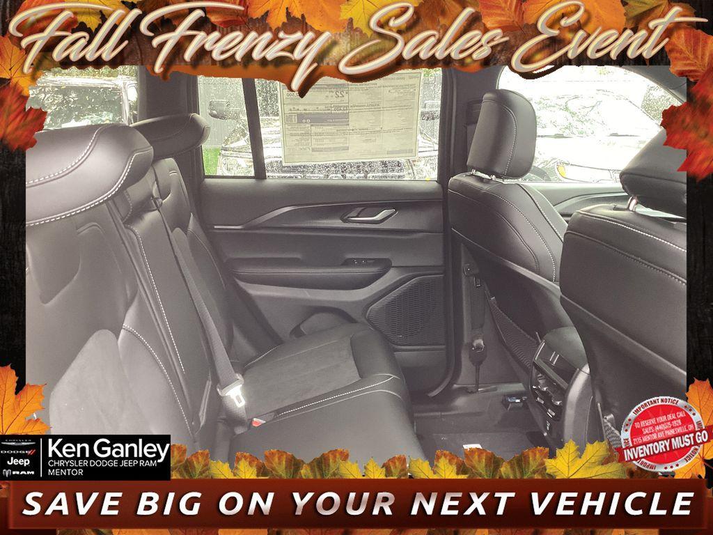 new 2025 Jeep Grand Cherokee car, priced at $41,360