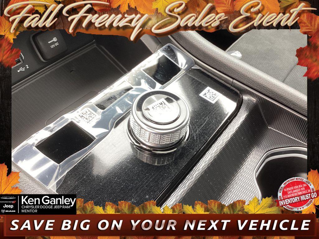 new 2025 Jeep Grand Cherokee car, priced at $41,360