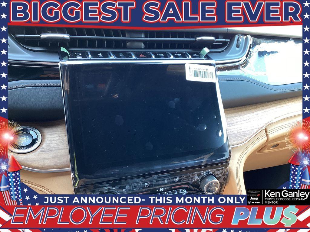 new 2025 Jeep Grand Cherokee car, priced at $63,580