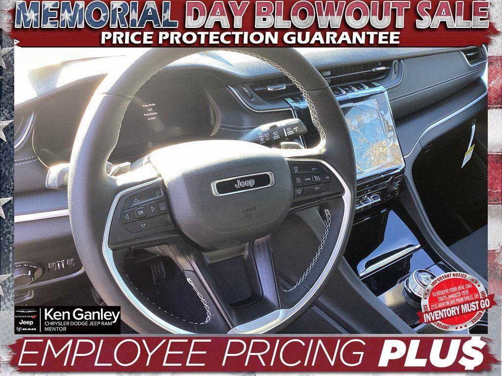 new 2025 Jeep Grand Cherokee L car, priced at $40,725