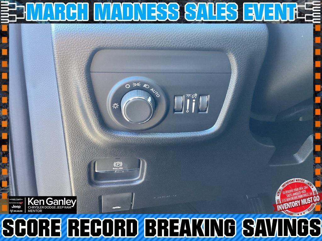 new 2025 Jeep Grand Cherokee L car, priced at $42,920