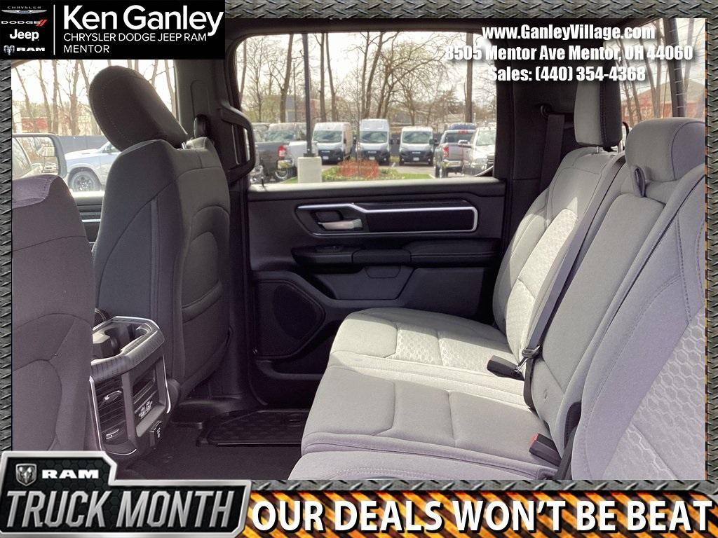 new 2025 Ram 1500 car, priced at $43,677