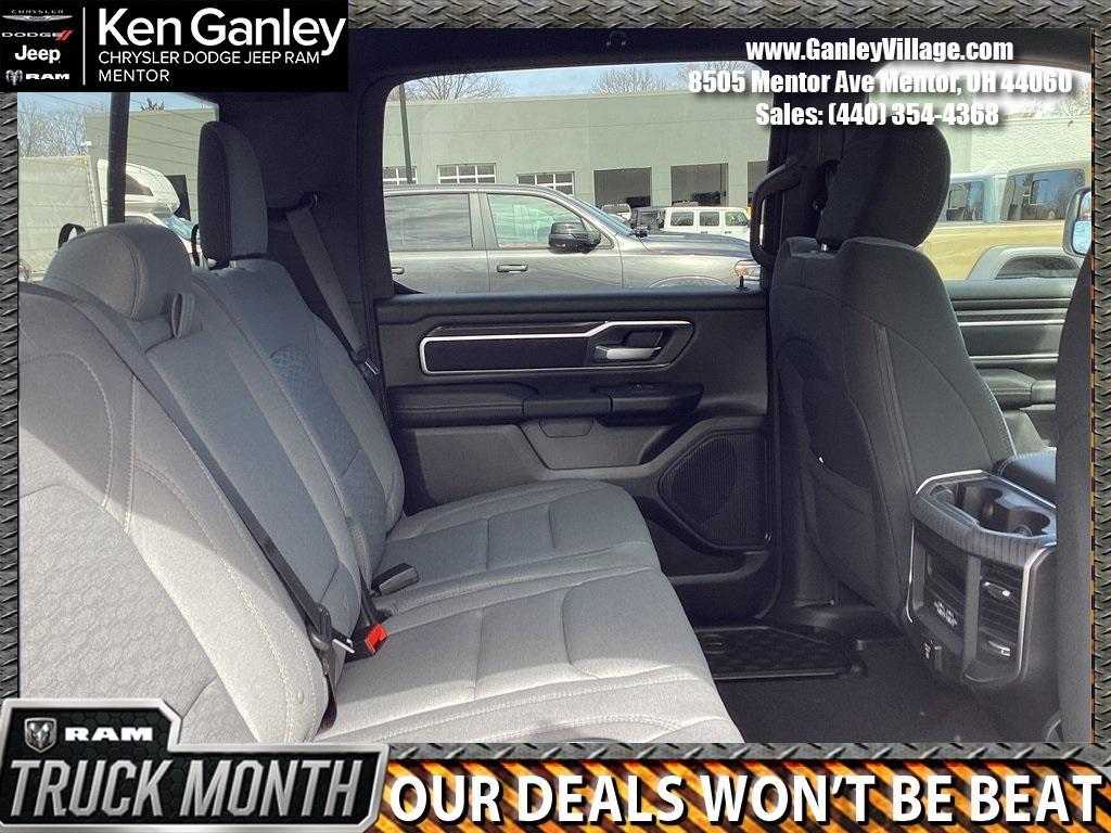 new 2025 Ram 1500 car, priced at $43,677
