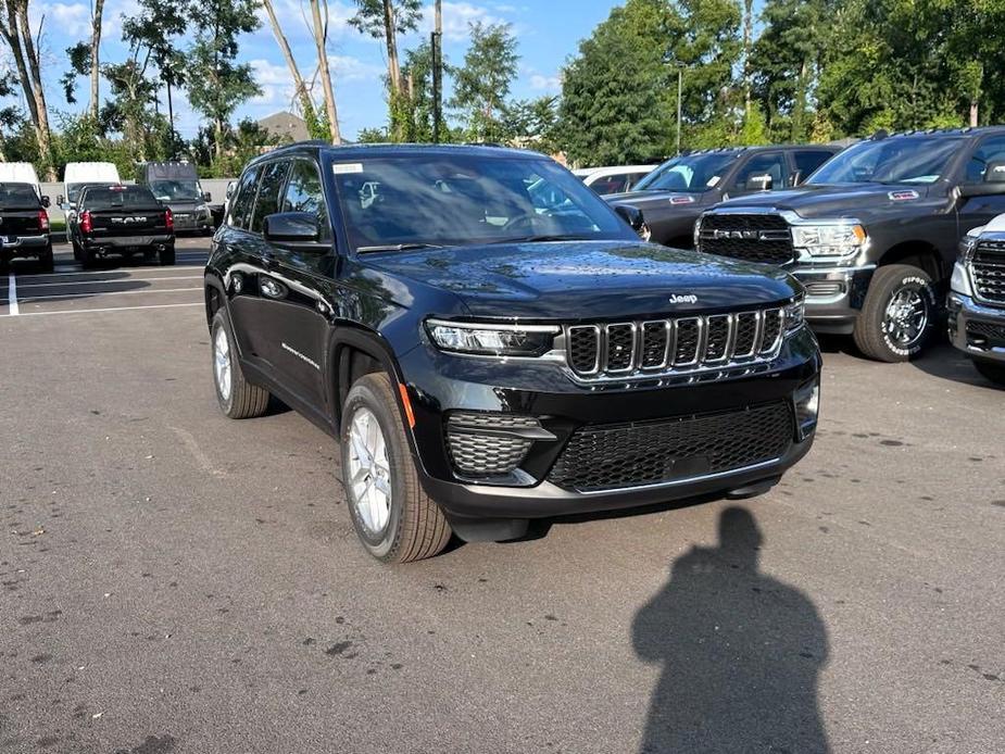 new 2024 Jeep Grand Cherokee car, priced at $38,412