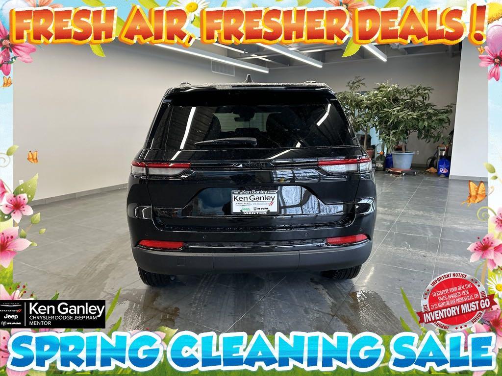 new 2025 Jeep Grand Cherokee car, priced at $39,959