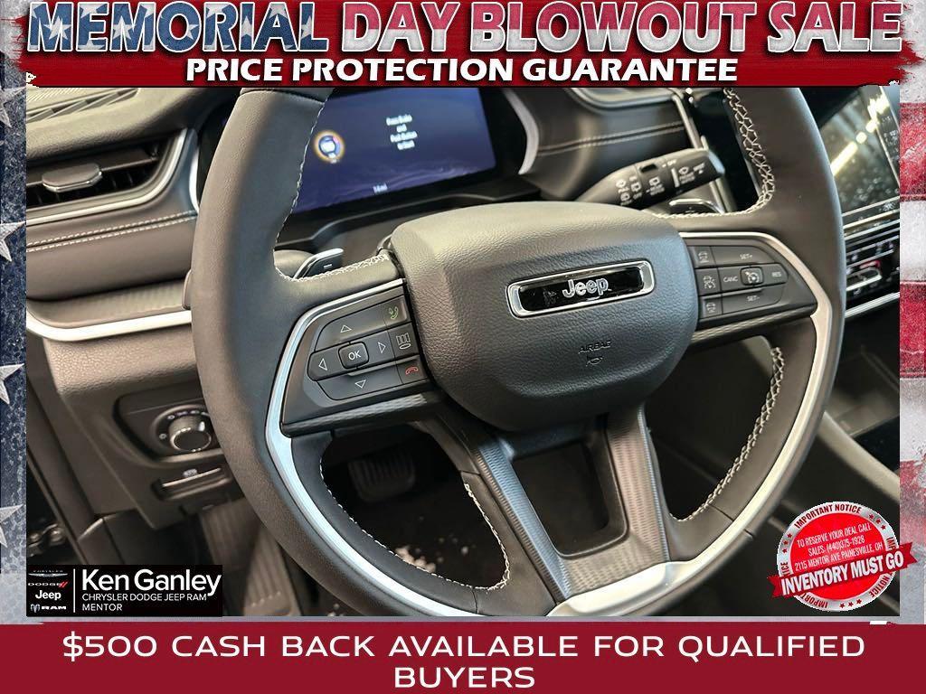 new 2025 Jeep Grand Cherokee car, priced at $41,255