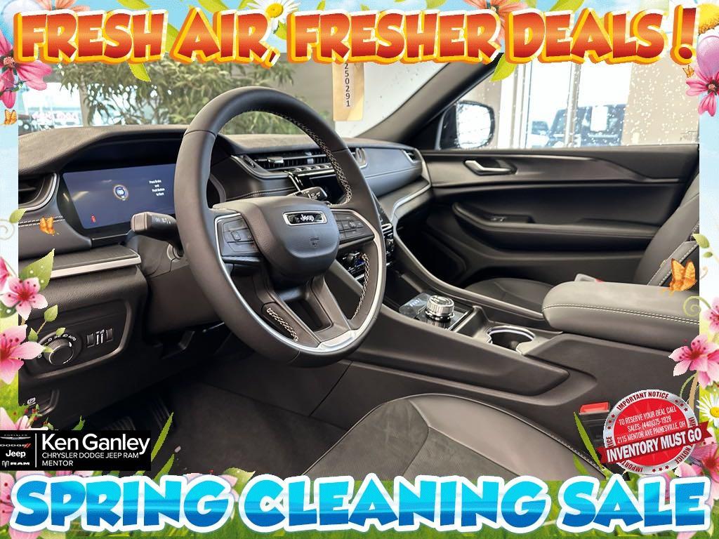 new 2025 Jeep Grand Cherokee car, priced at $39,959