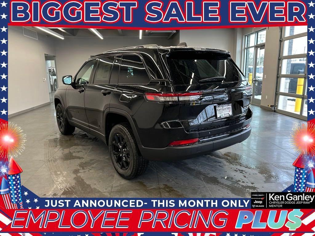 new 2025 Jeep Grand Cherokee car, priced at $41,255
