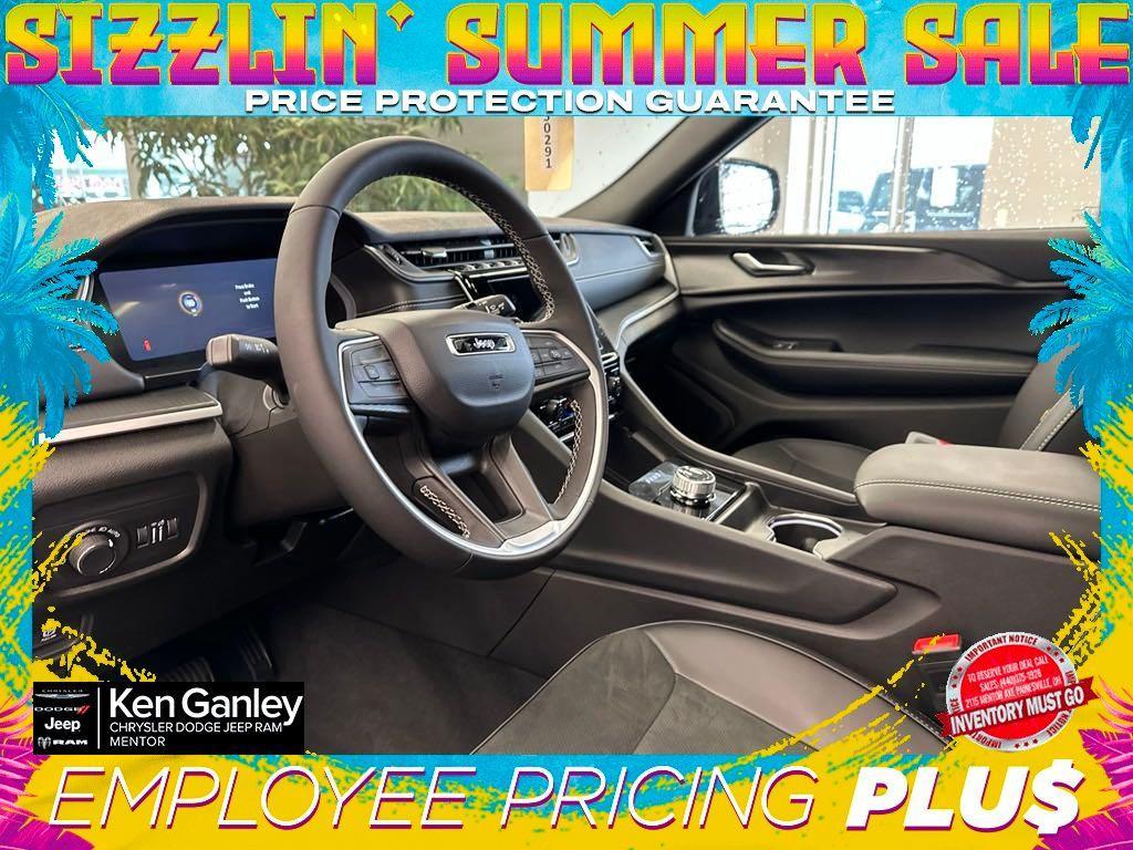 new 2025 Jeep Grand Cherokee car, priced at $41,255