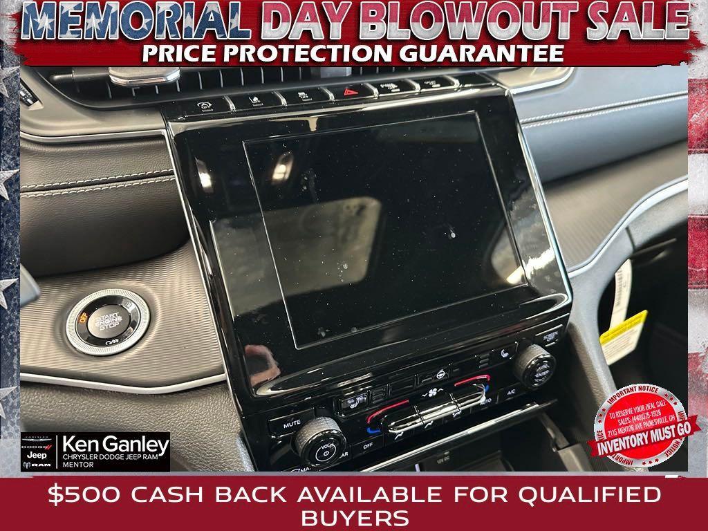 new 2025 Jeep Grand Cherokee car, priced at $41,255