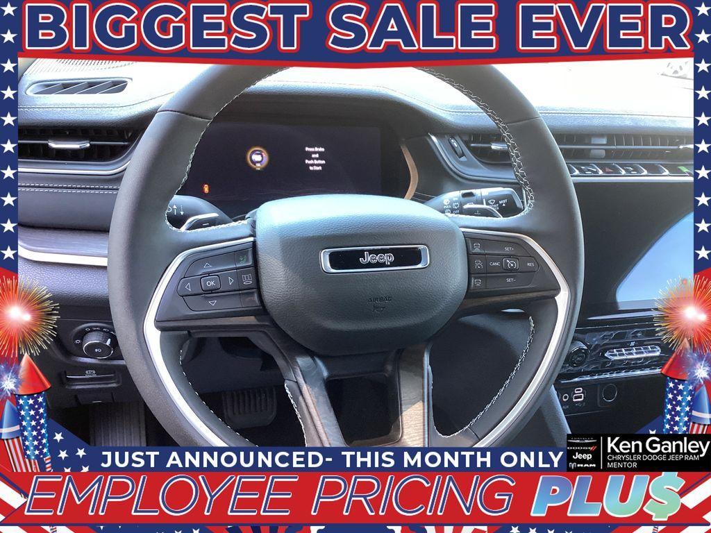 new 2025 Jeep Grand Cherokee car, priced at $47,676