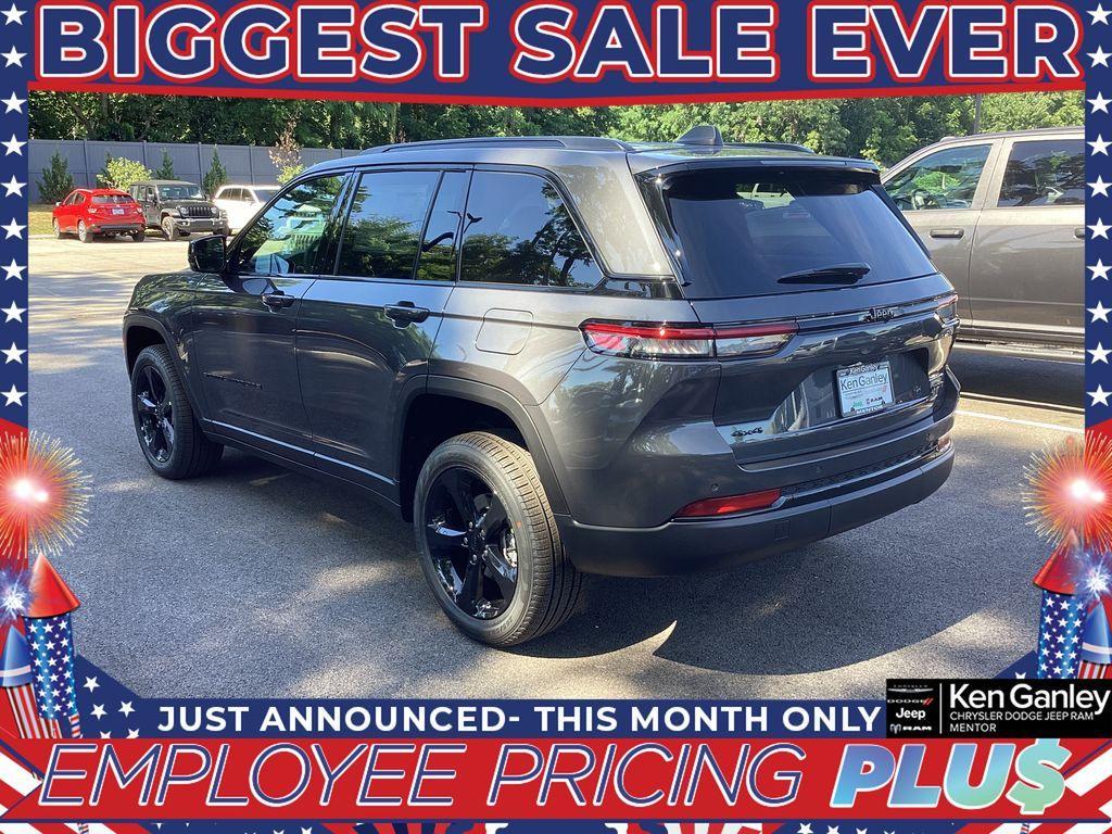 new 2025 Jeep Grand Cherokee car, priced at $47,676
