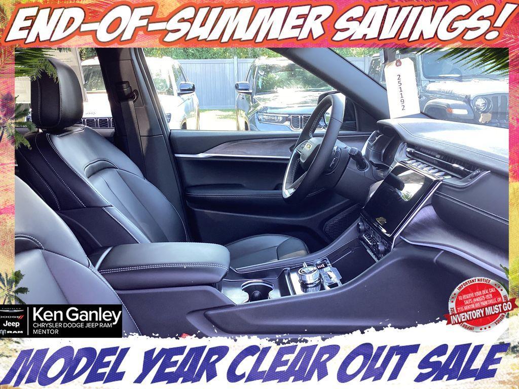 new 2025 Jeep Grand Cherokee car, priced at $46,576