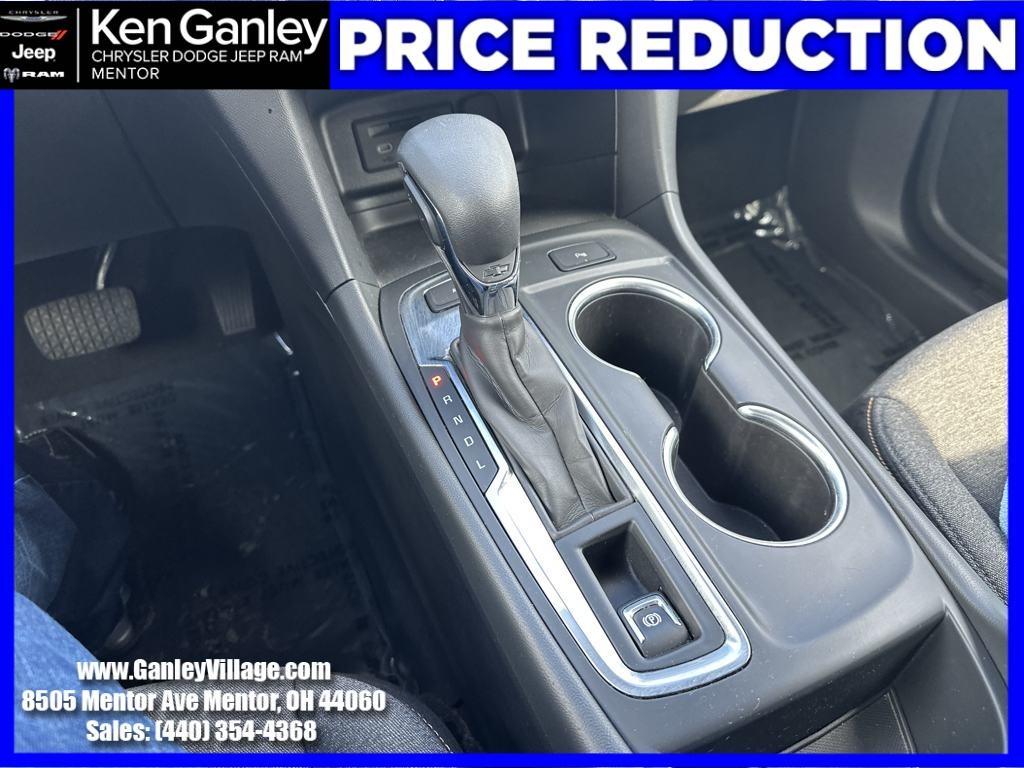 used 2022 Chevrolet Equinox car, priced at $23,245