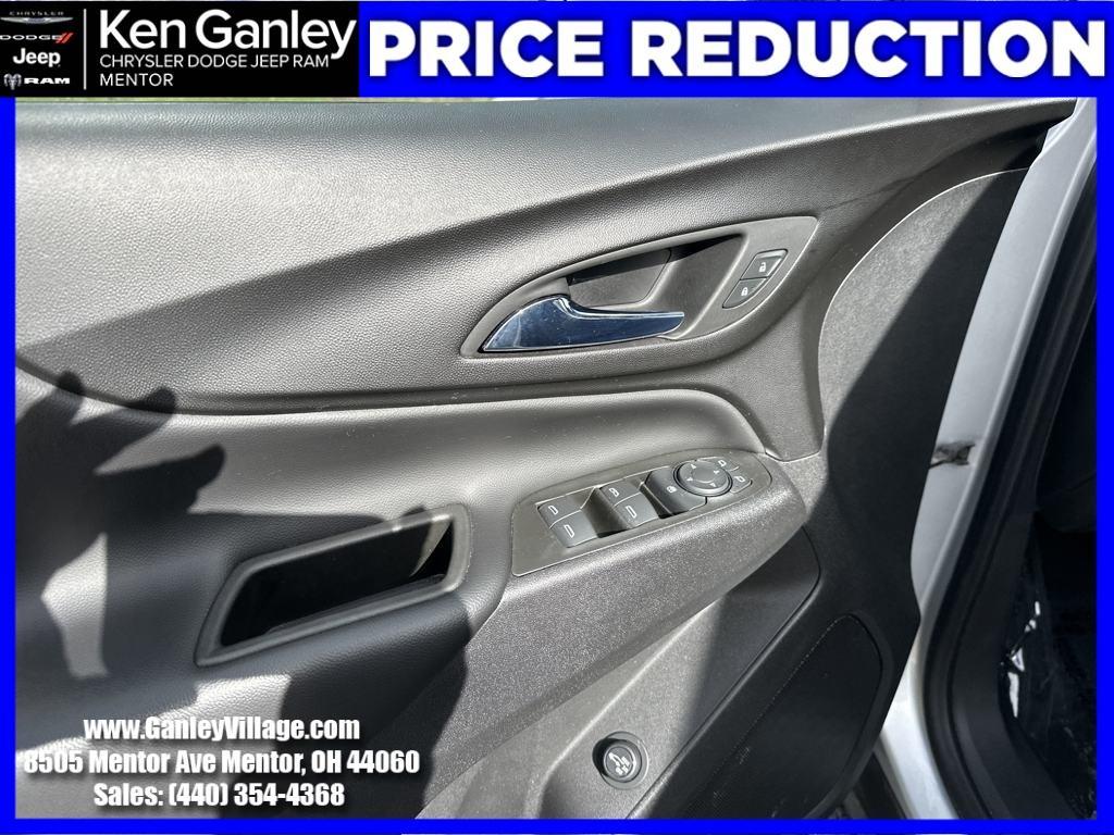 used 2022 Chevrolet Equinox car, priced at $23,245