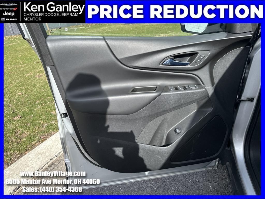 used 2022 Chevrolet Equinox car, priced at $23,245