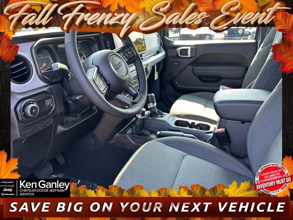 new 2025 Jeep Wrangler car, priced at $53,670