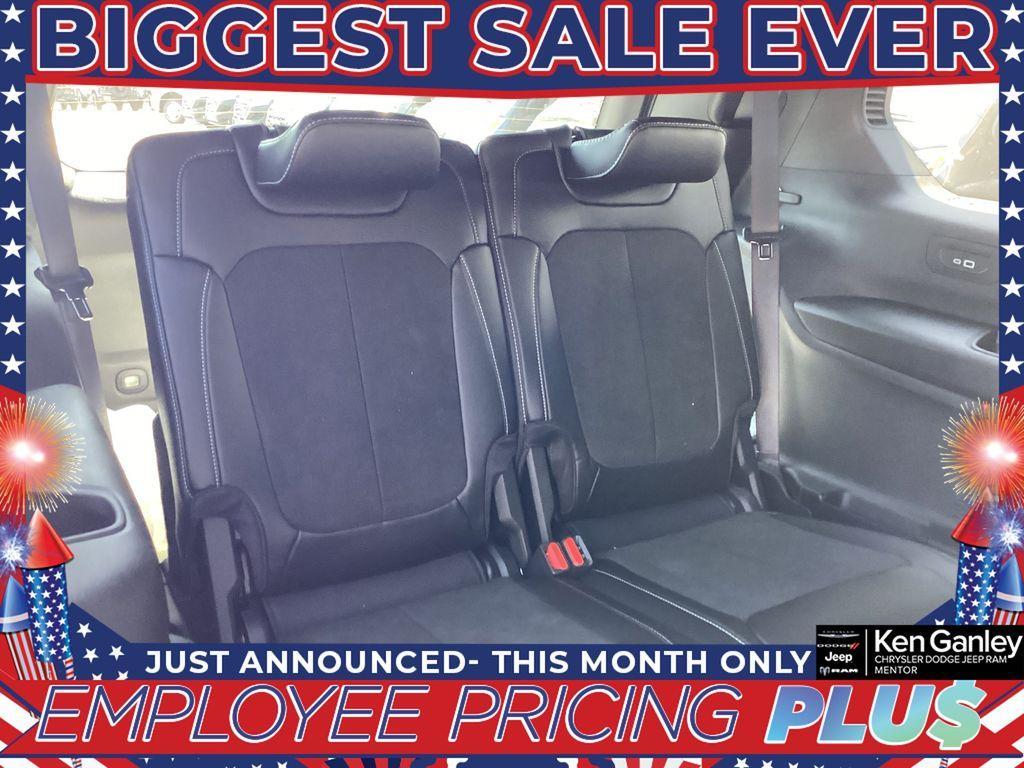 new 2025 Jeep Grand Cherokee L car, priced at $43,452