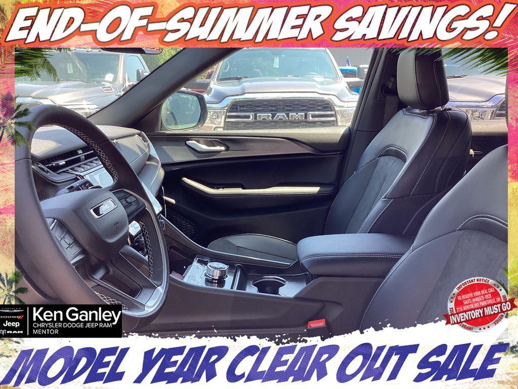 new 2025 Jeep Grand Cherokee L car, priced at $42,152