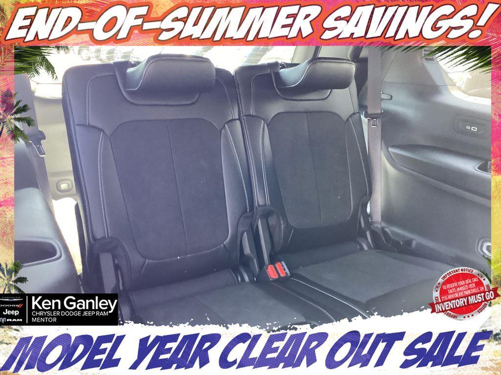 new 2025 Jeep Grand Cherokee L car, priced at $42,152