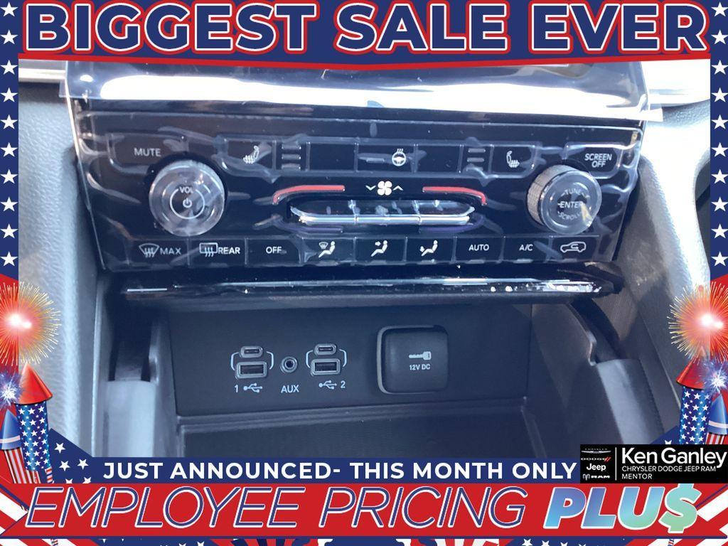 new 2025 Jeep Grand Cherokee L car, priced at $43,452