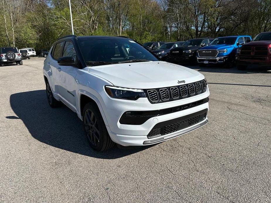 new 2024 Jeep Compass car, priced at $36,305