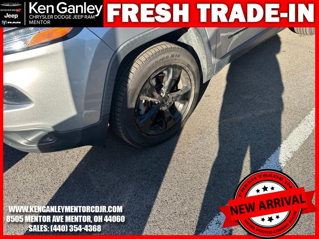 used 2016 Jeep Cherokee car, priced at $13,150