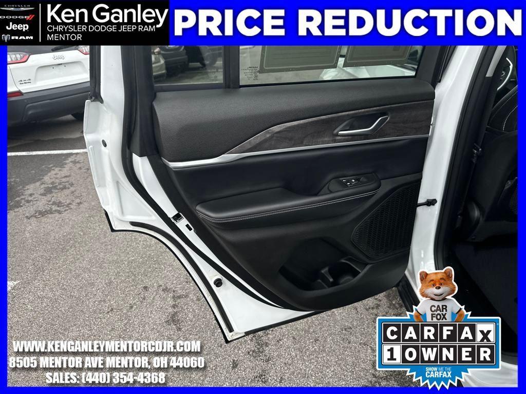 used 2024 Jeep Grand Cherokee car, priced at $41,600
