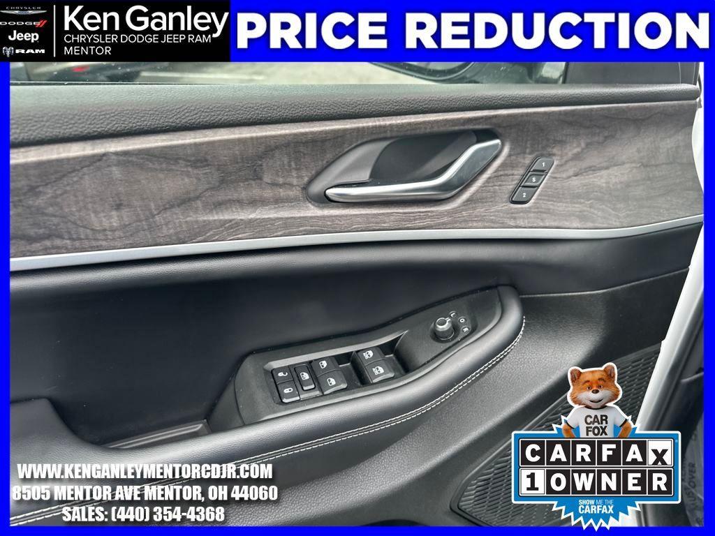 used 2024 Jeep Grand Cherokee car, priced at $41,600