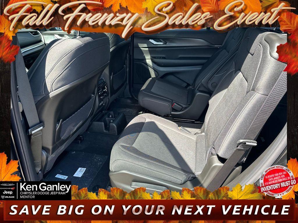 new 2025 Jeep Grand Cherokee L car, priced at $41,225