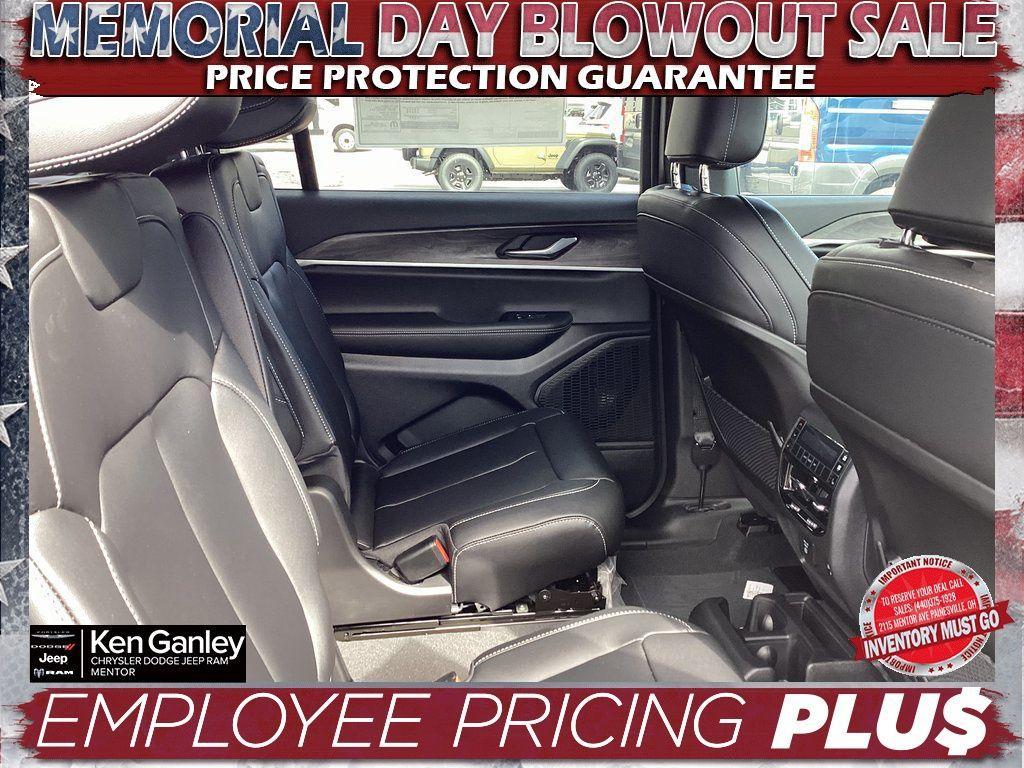 new 2025 Jeep Grand Cherokee L car, priced at $43,591