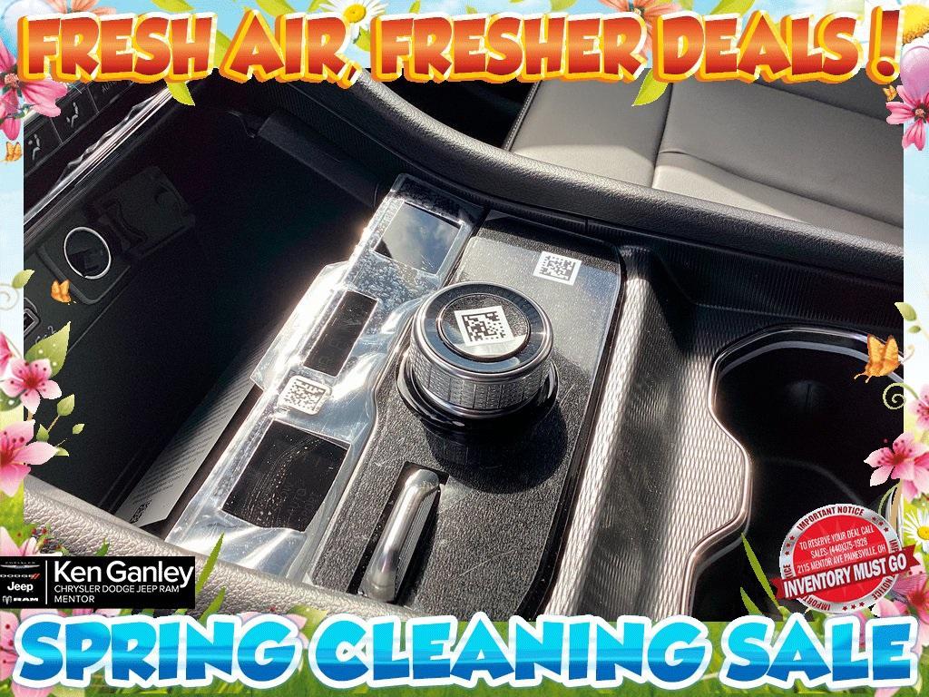 new 2025 Jeep Grand Cherokee L car, priced at $45,900