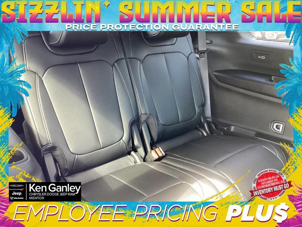 new 2025 Jeep Grand Cherokee L car, priced at $43,841