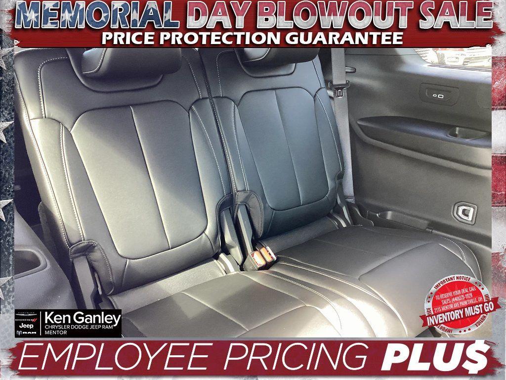 new 2025 Jeep Grand Cherokee L car, priced at $43,591