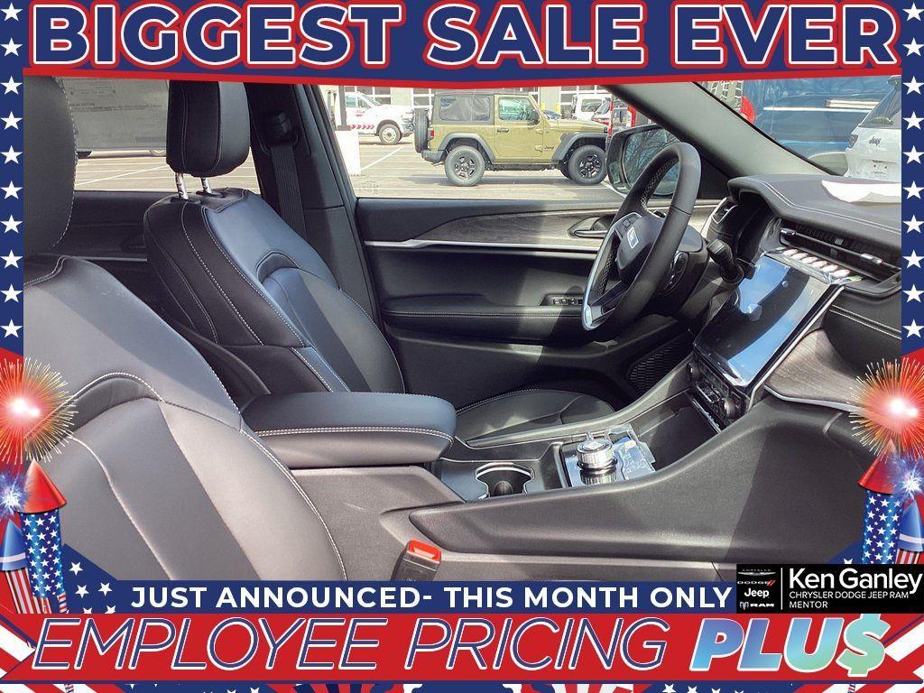 new 2025 Jeep Grand Cherokee L car, priced at $43,841