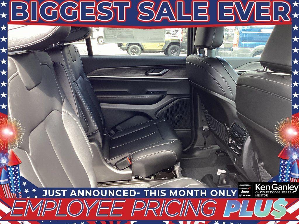 new 2025 Jeep Grand Cherokee L car, priced at $43,841