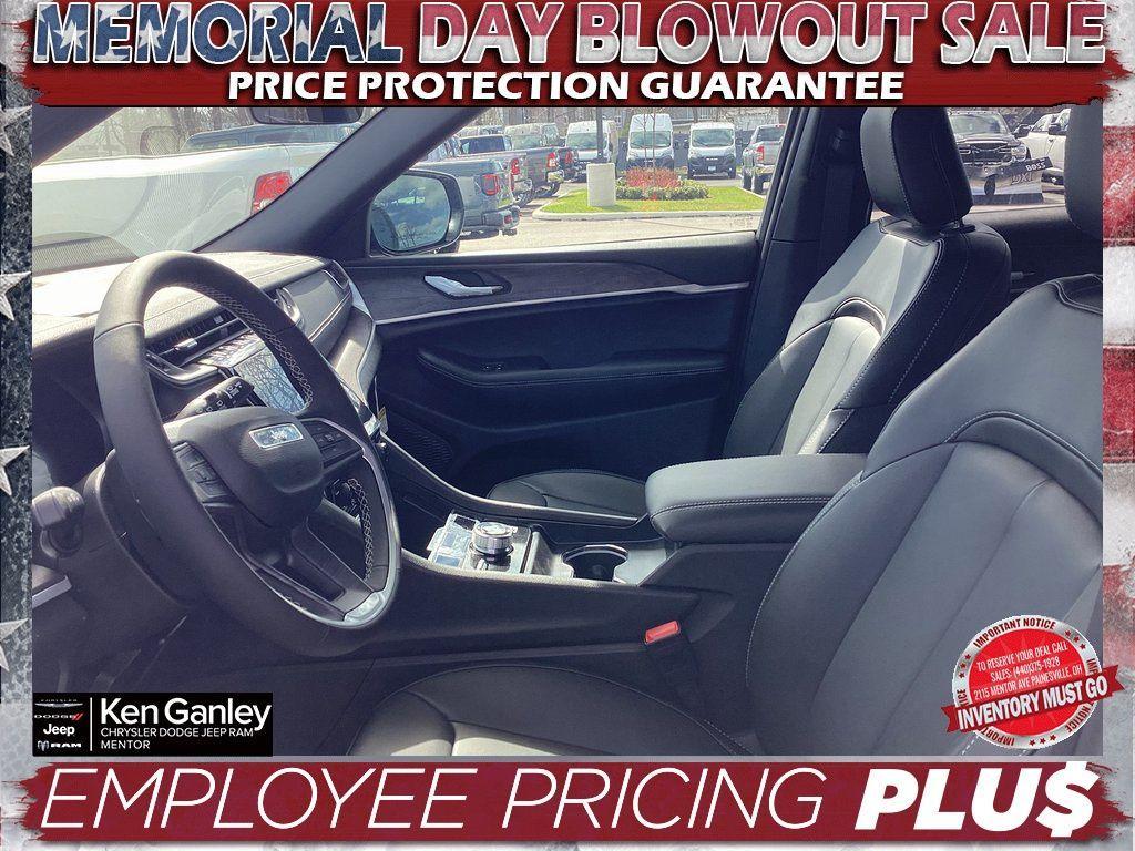 new 2025 Jeep Grand Cherokee L car, priced at $43,591