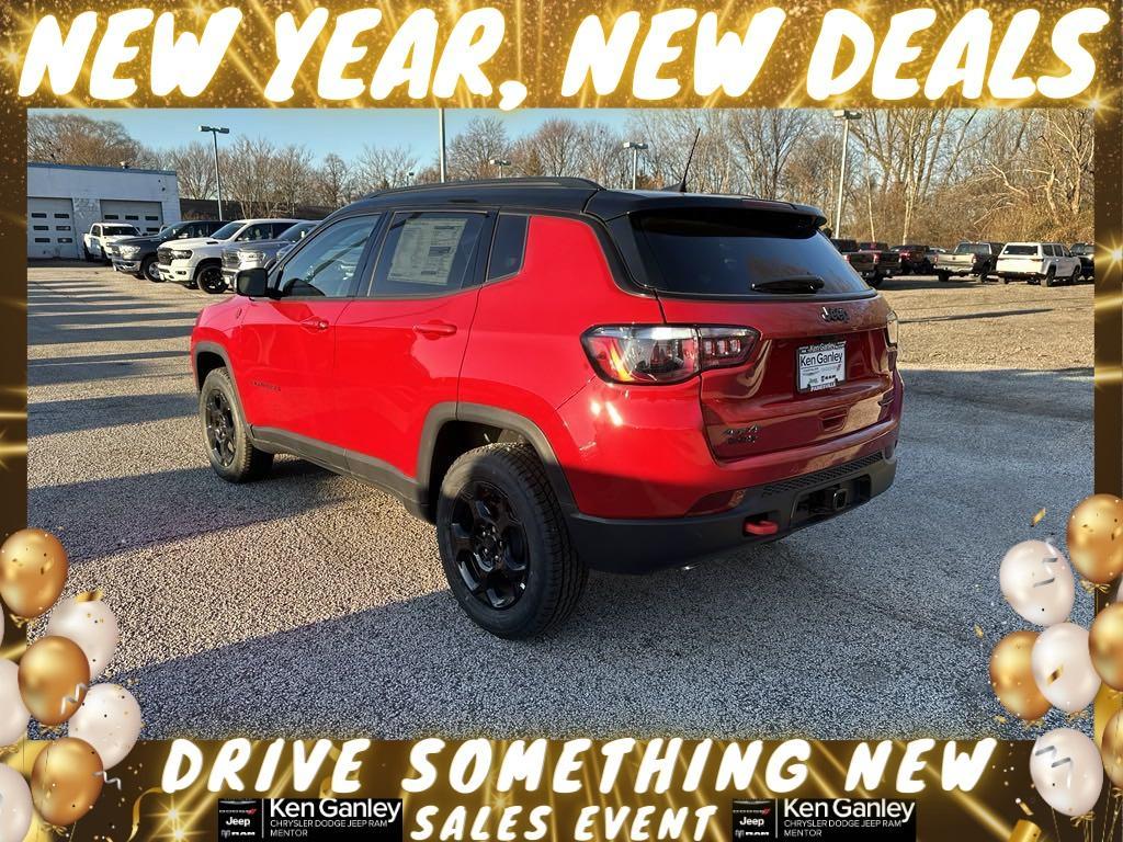 new 2024 Jeep Compass car, priced at $31,699