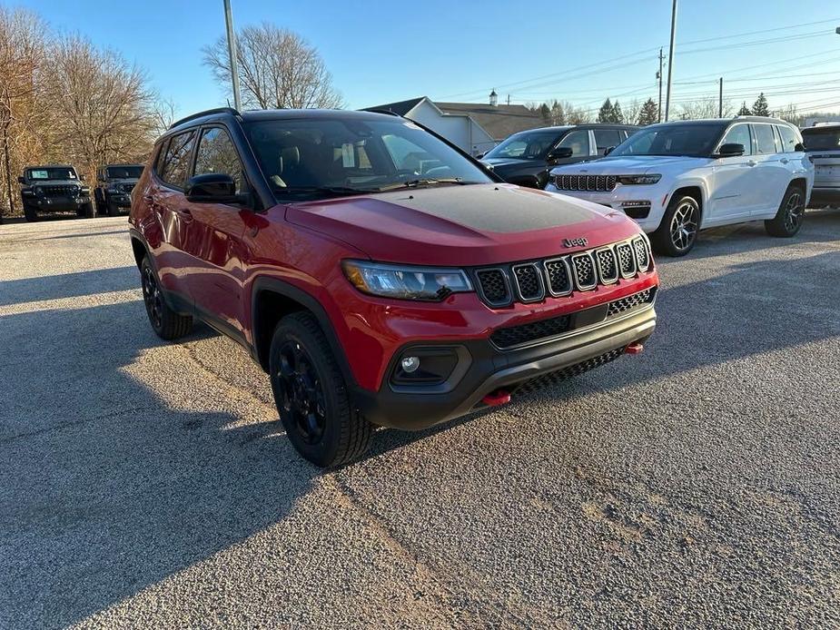 new 2024 Jeep Compass car, priced at $33,499