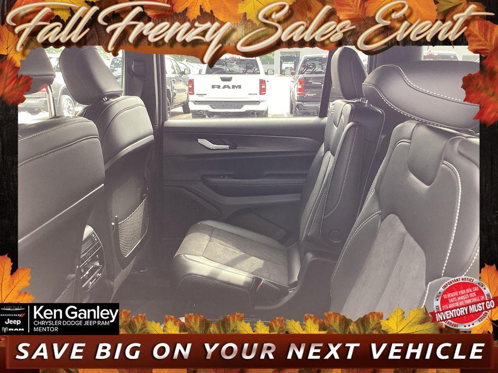 new 2025 Jeep Grand Cherokee L car, priced at $42,152